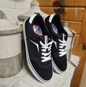 Airwalk Black and White Men's Shoes